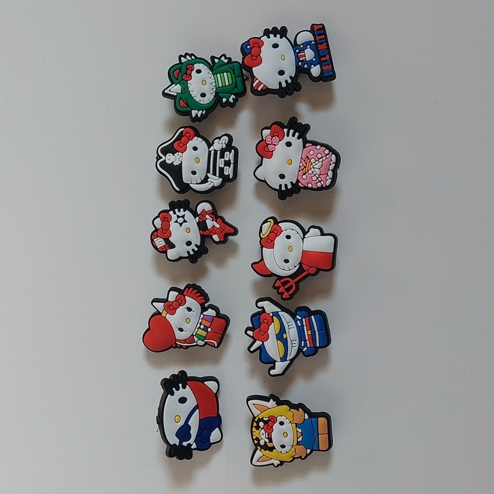 Hello‎ kitty croc charms 10 piece